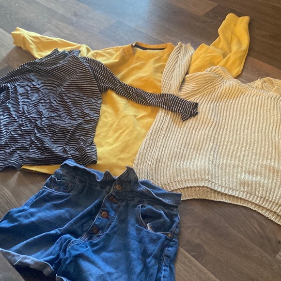 Clothe bundle - Picture 5 of 7